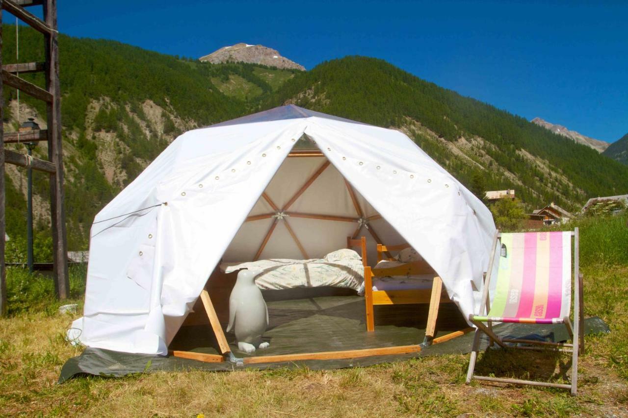 阿维厄 Les Domes Du Chalet Viso酒店 外观 照片
